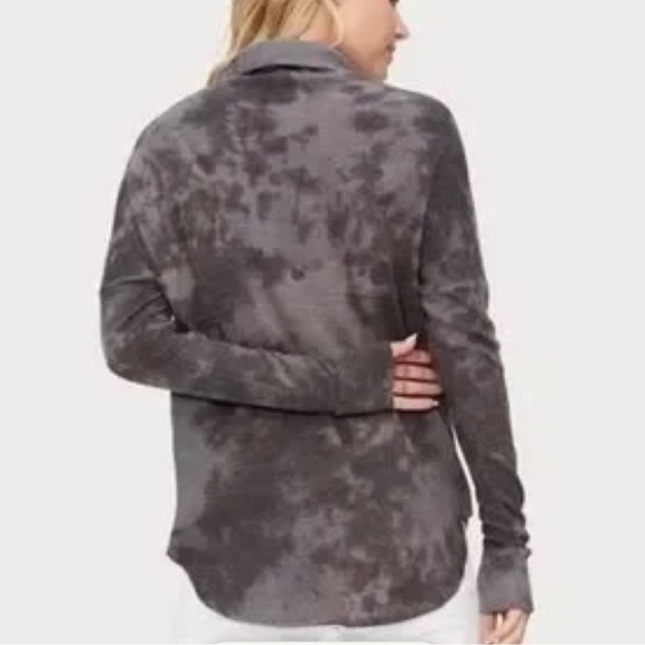 Michael Stars Blue Evereve Marcy Camo Print Thermal Tunic Top Womens Medium - Picture 2 of 12